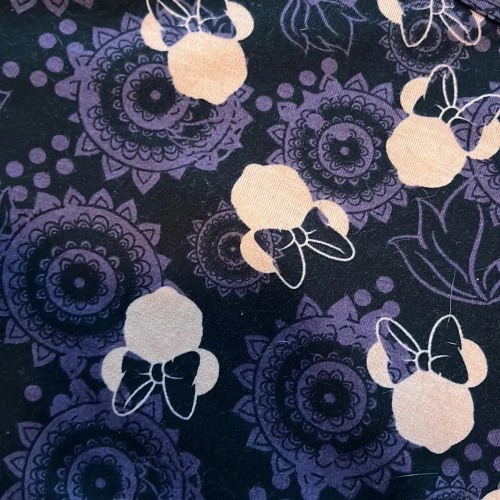 Purple and Peach Minnie Mouse lularoe t-shirt - Picture 2 of 3